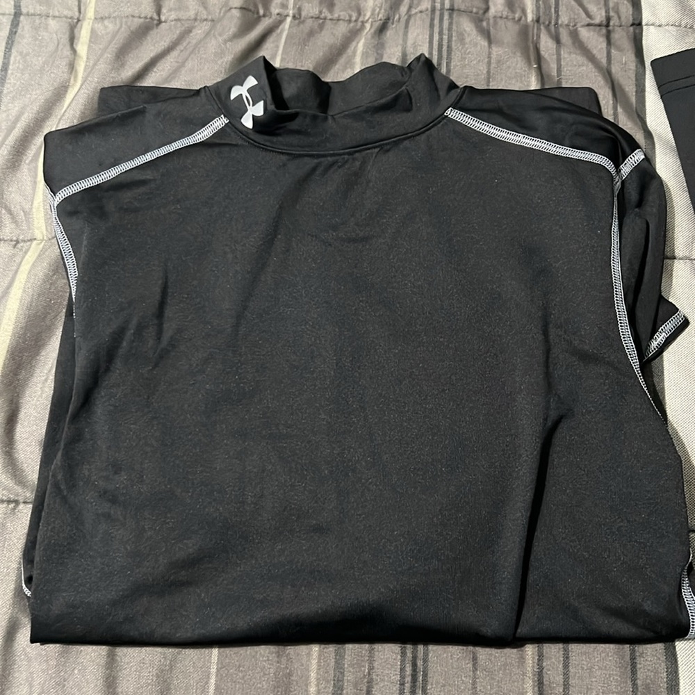 Under Armour set compression - Picture 3 of 5